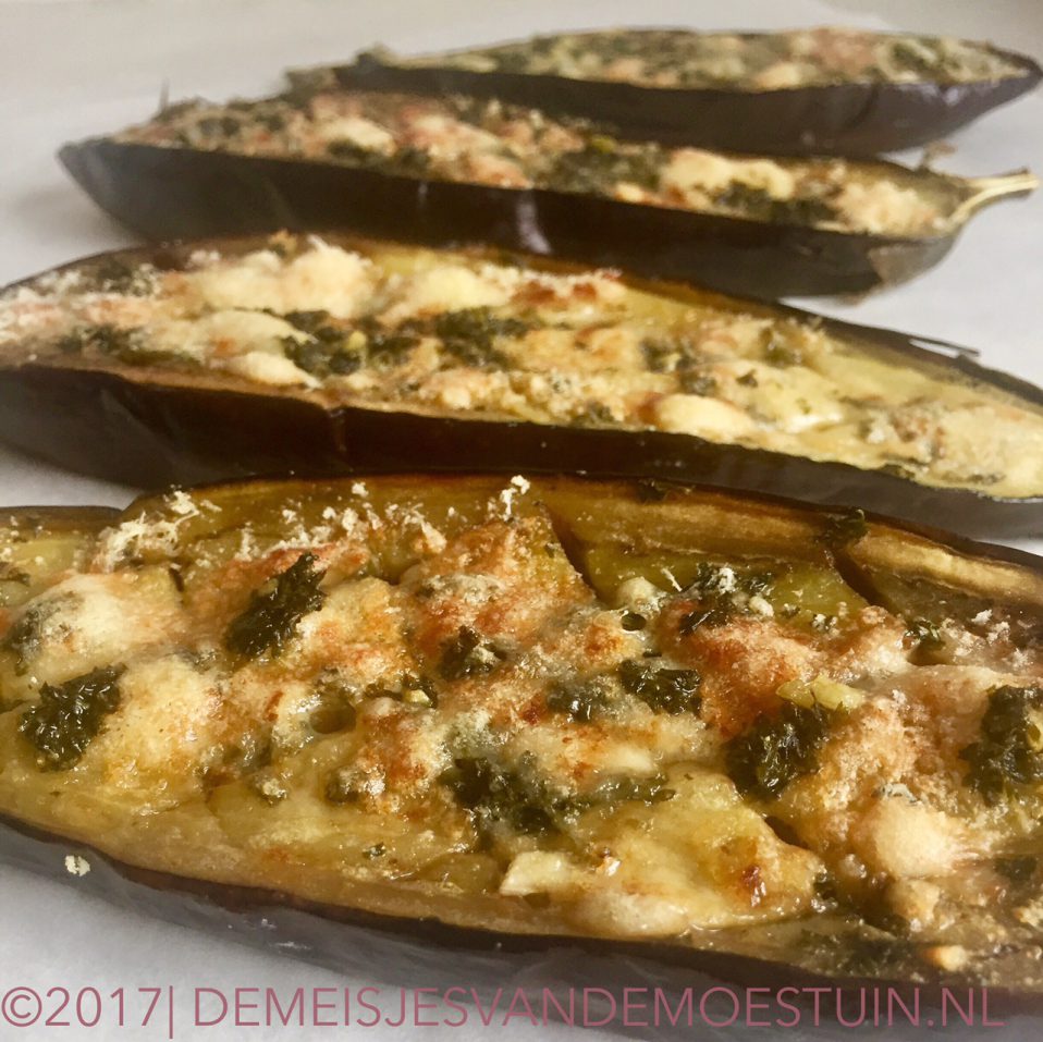 aubergine met salsa verde