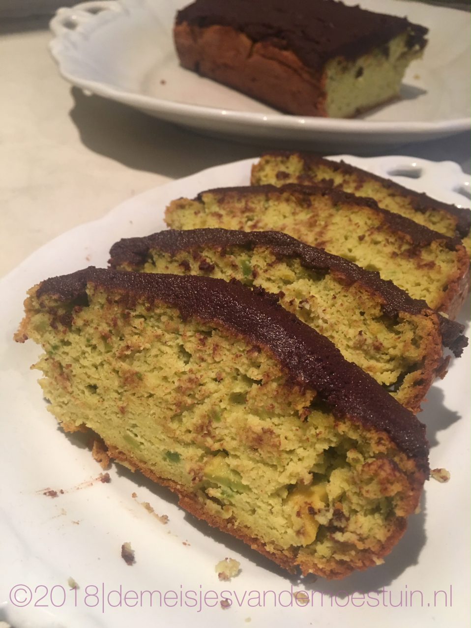 avocadocake met sinaasappel en chocolade