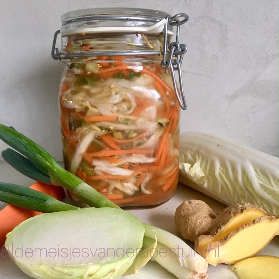 kimchi van restjes groente