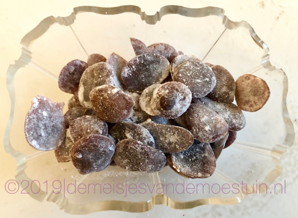 Sinaasappel-gember keelpastilles met geelwortel